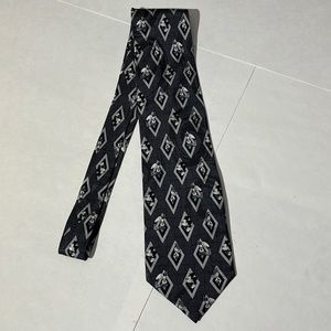 Vintage The Disney Store mens silk tie gray Mickey Mouse Donald Goofy